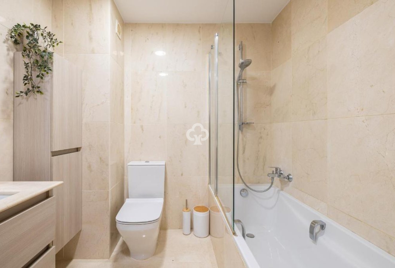 Wiederverkauf - Apartamento -
Fuengirola - Centro