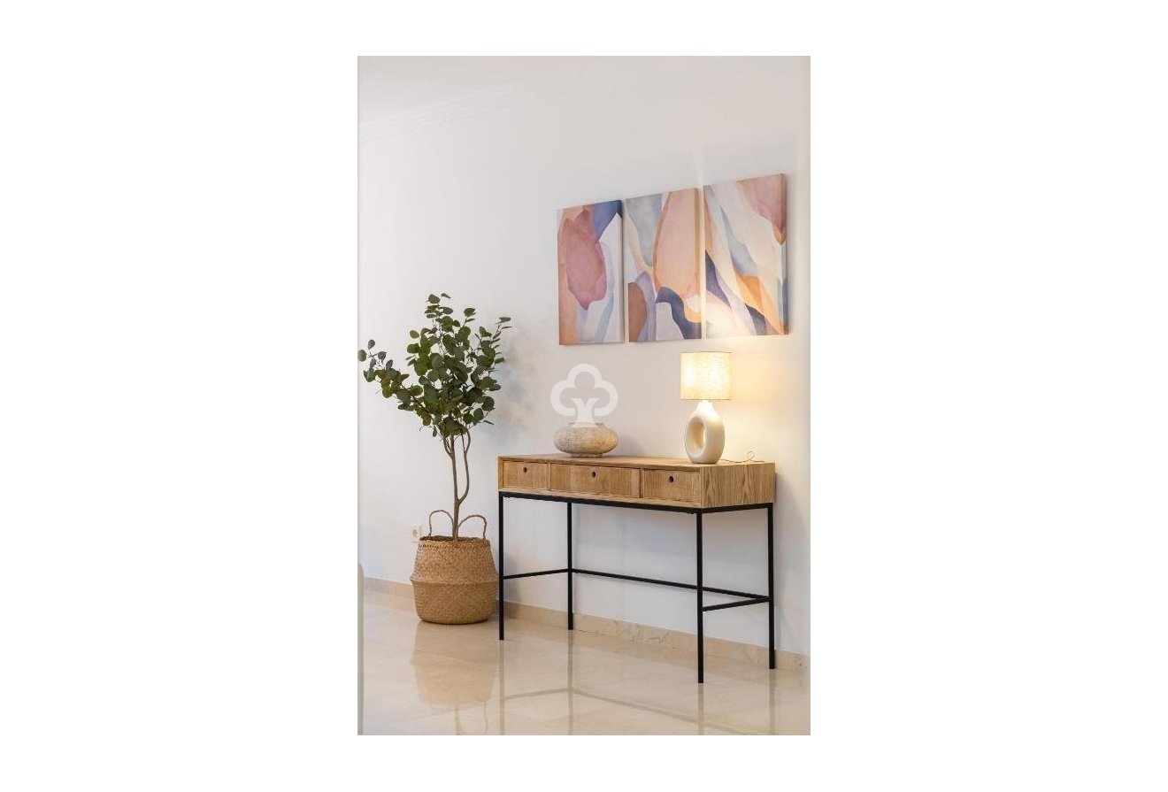 Wiederverkauf - Apartamento -
Fuengirola - Centro
