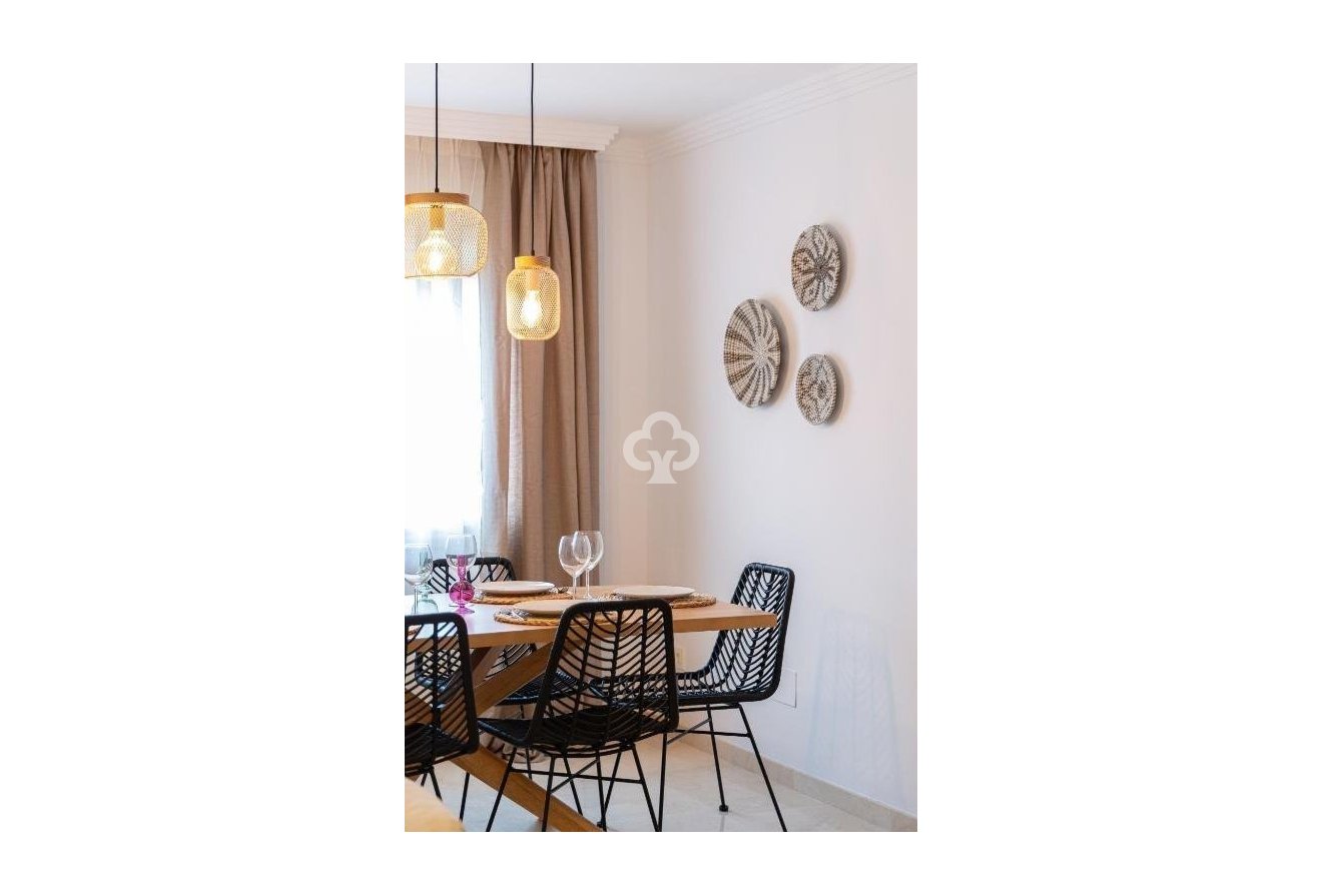 Wiederverkauf - Apartamento -
Fuengirola - Centro