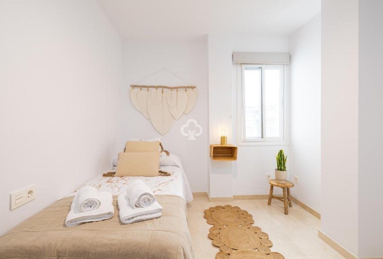 Wiederverkauf - Apartamento -
Fuengirola - Centro