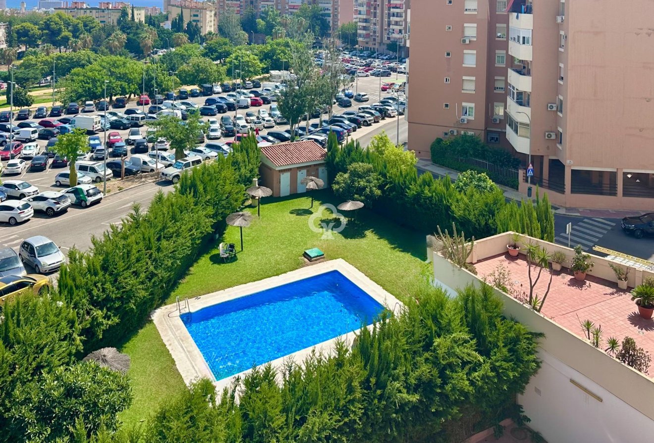 Resale - Piso -
Torremolinos - El Pinar - Palacio de Congresos