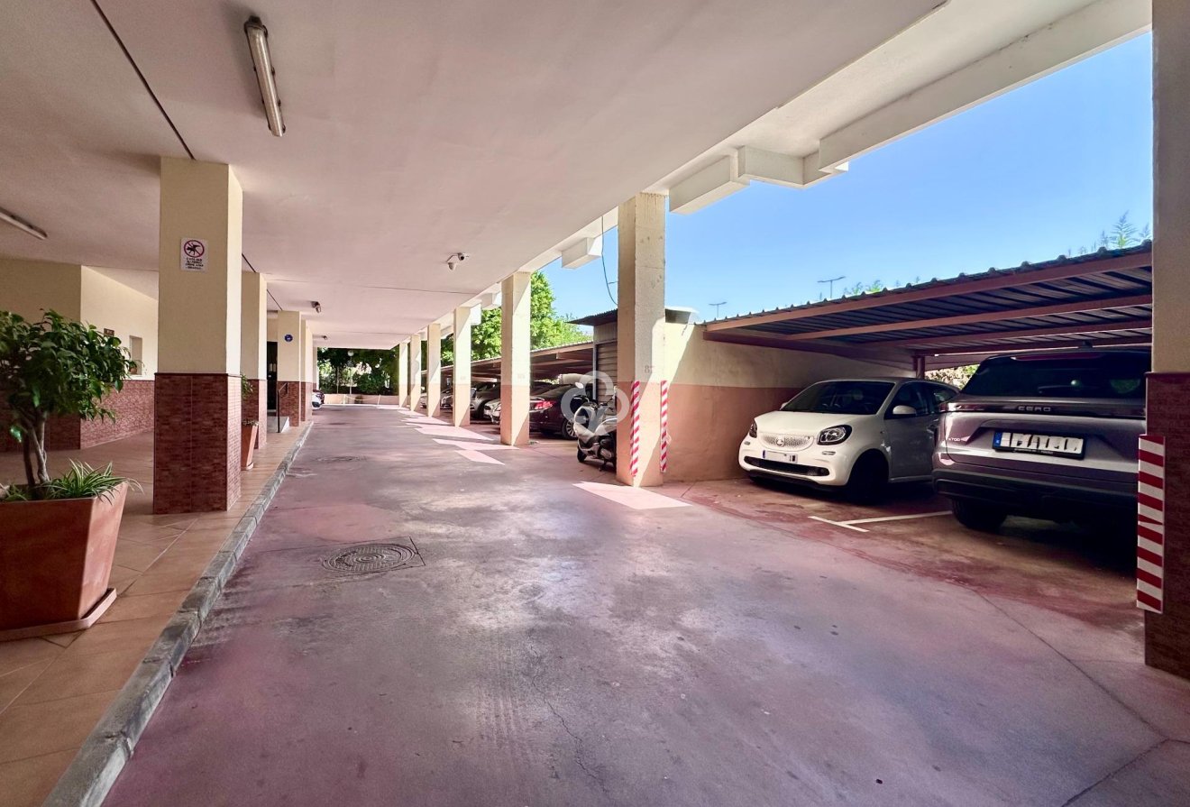 Resale - Piso -
Torremolinos - El Pinar - Palacio de Congresos
