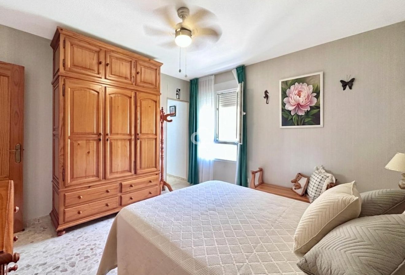 Wiederverkauf - Piso -
Torremolinos - El Pinar - Palacio de Congresos