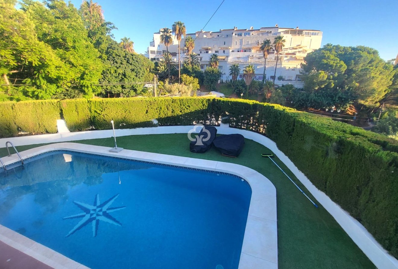Jälleenmyynti - Villa -
Fuengirola - Torreblanca del Sol