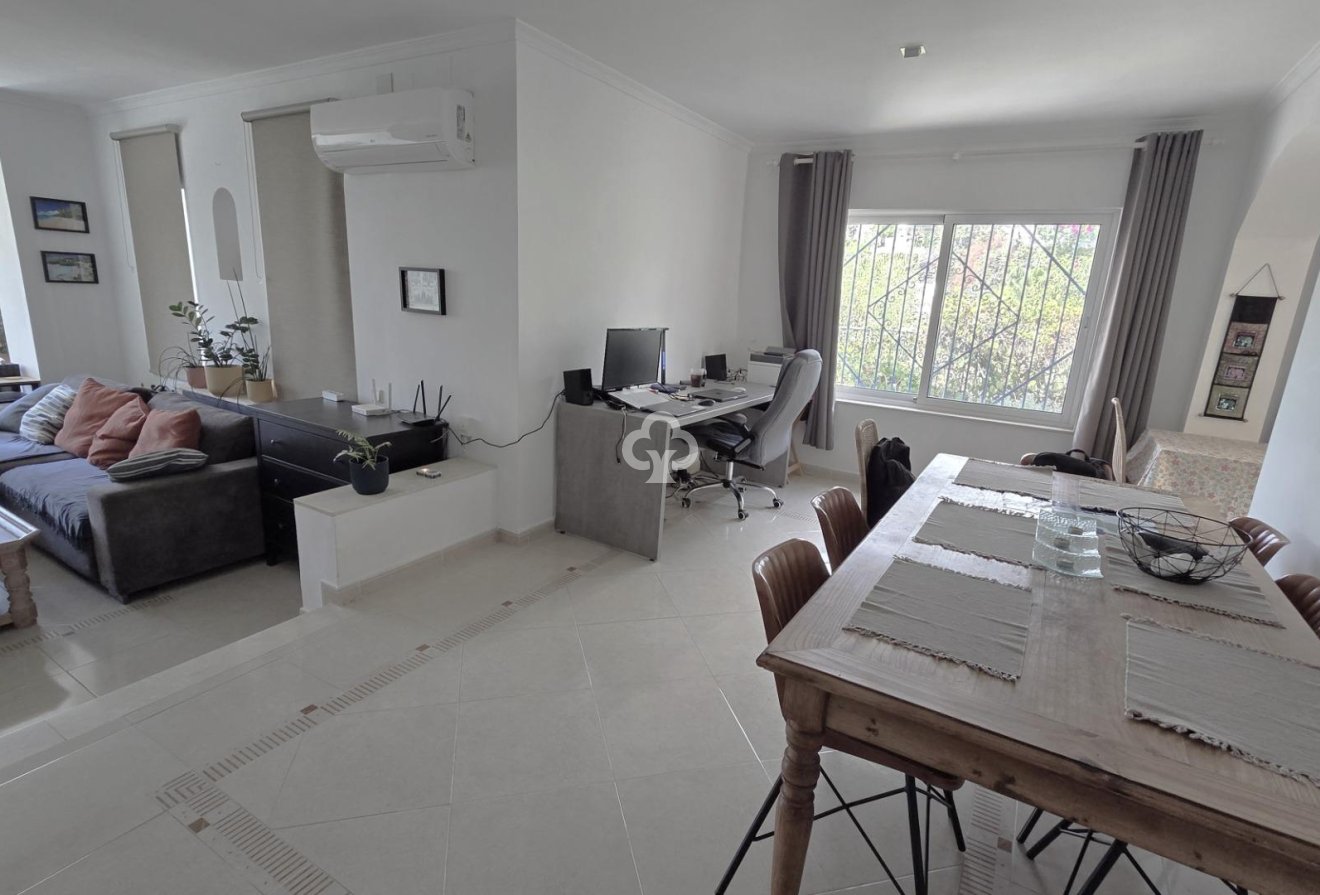 Jälleenmyynti - Villa -
Fuengirola - Torreblanca del Sol