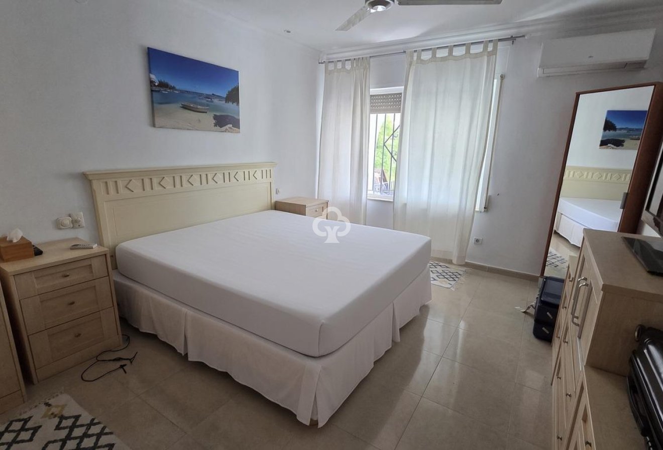 Jälleenmyynti - Villa -
Fuengirola - Torreblanca del Sol