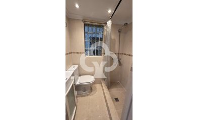 Jälleenmyynti - Villa -
Fuengirola - Torreblanca del Sol