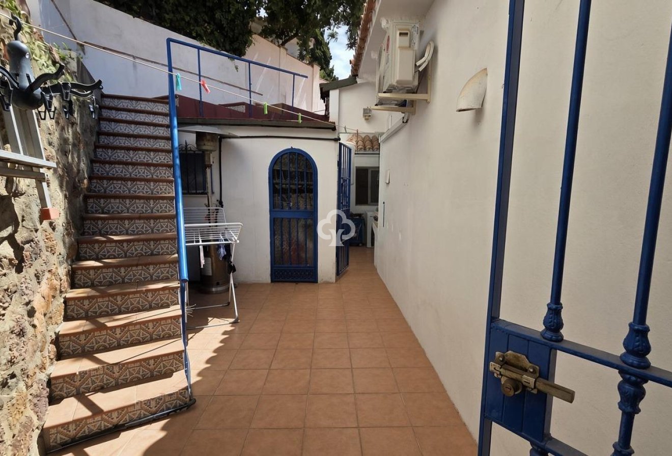 Jälleenmyynti - Villa -
Fuengirola - Torreblanca del Sol