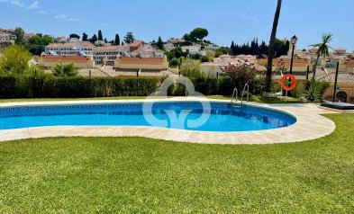 Jälleenmyynti - Kattohuoneisto -
Fuengirola - Los Pacos