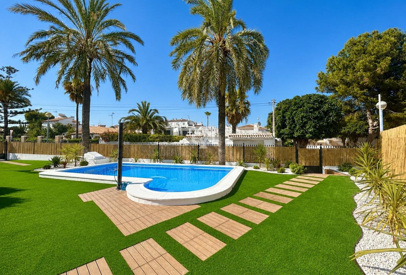 Wiederverkauf - Semi -
Orihuela Costa - Punta Prima