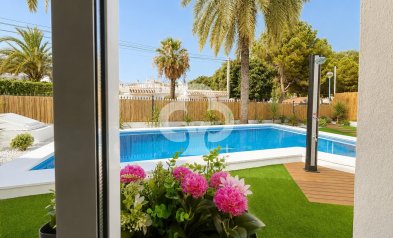 Wiederverkauf - Semi -
Orihuela Costa - Punta Prima