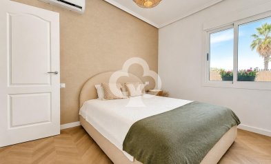 Wiederverkauf - Semi -
Orihuela Costa - Punta Prima