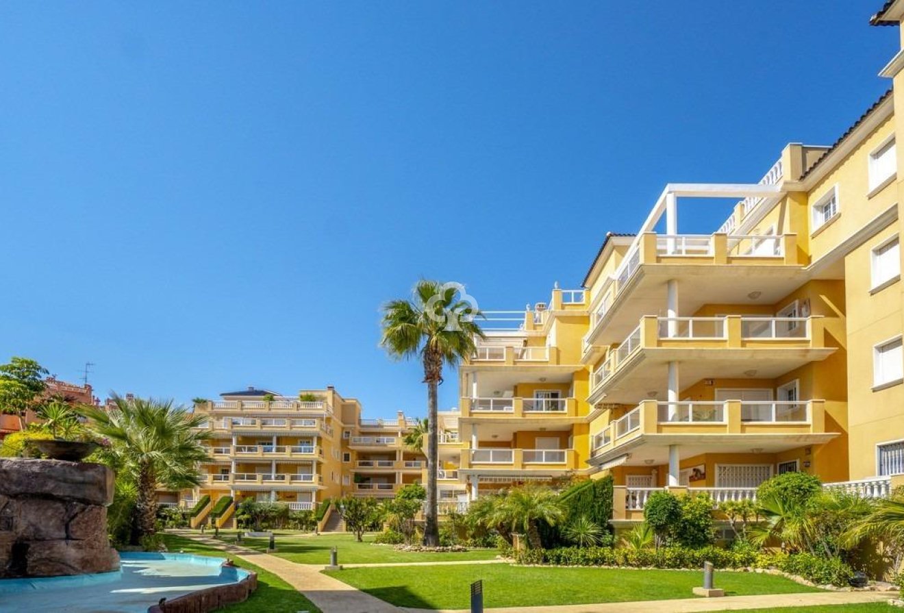 Reventa - Ático -
Orihuela Costa - Aguamarina