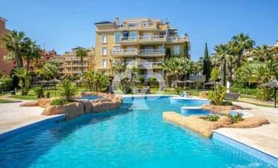Reventa - Ático -
Orihuela Costa - Aguamarina