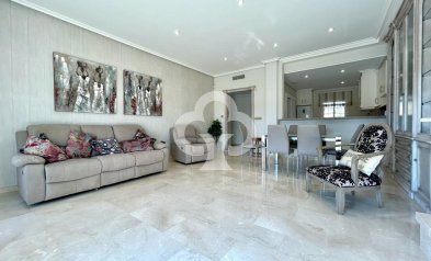 Reventa - Ático -
Orihuela Costa - Aguamarina