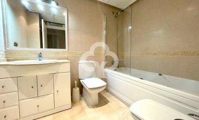 Reventa - Ático -
Orihuela Costa - Aguamarina