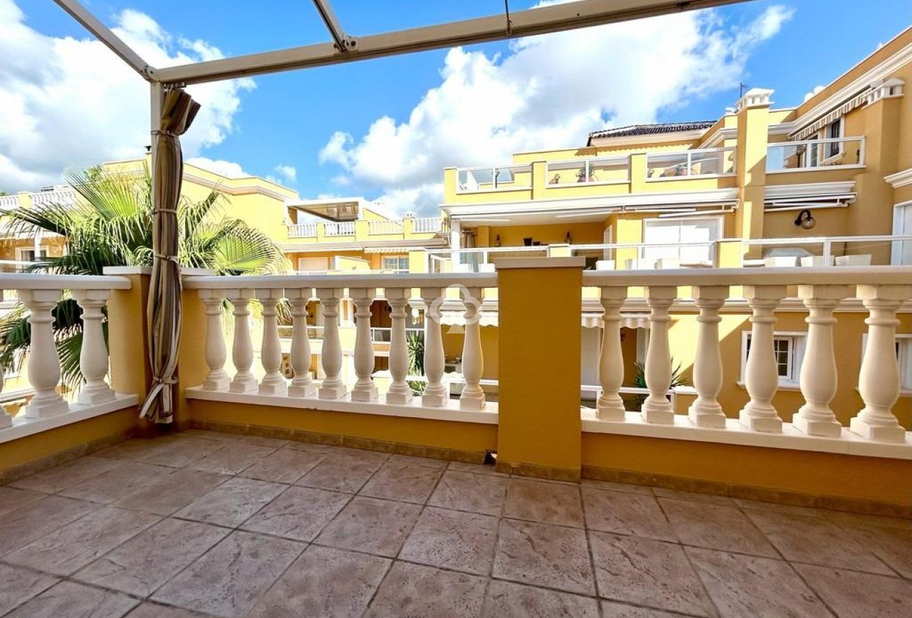 Reventa - Ático -
Orihuela Costa - Aguamarina