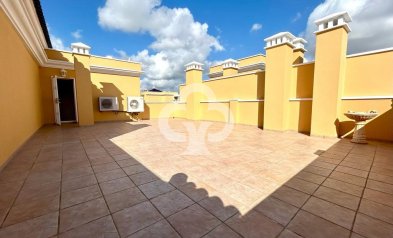 Reventa - Ático -
Orihuela Costa - Aguamarina