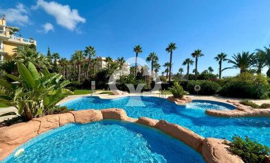 Reventa - Ático -
Orihuela Costa - Aguamarina