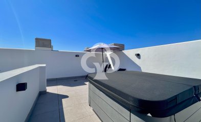 Resale - Penthouse -
Fuengirola - Los Pacos