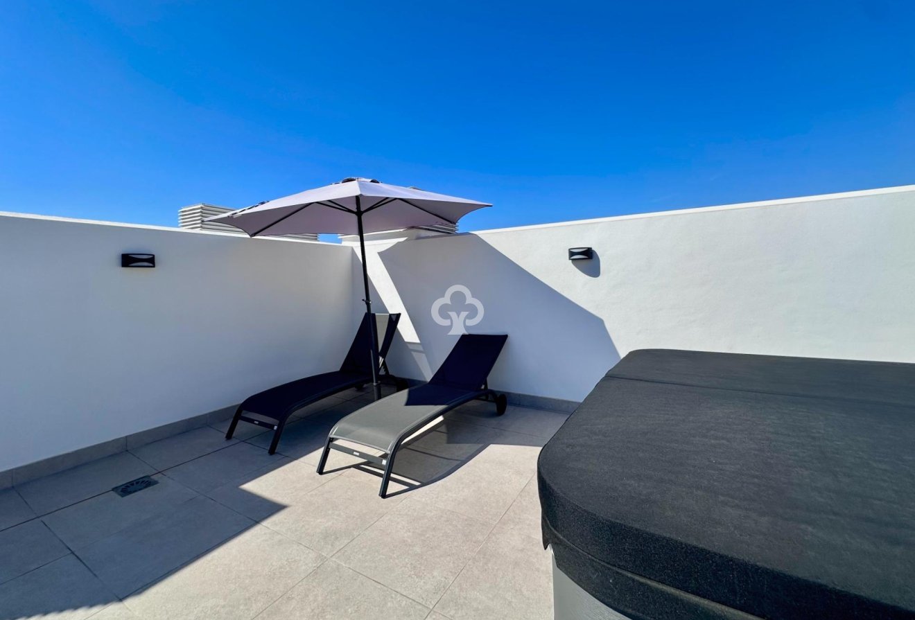 Resale - Penthouse -
Fuengirola - Los Pacos