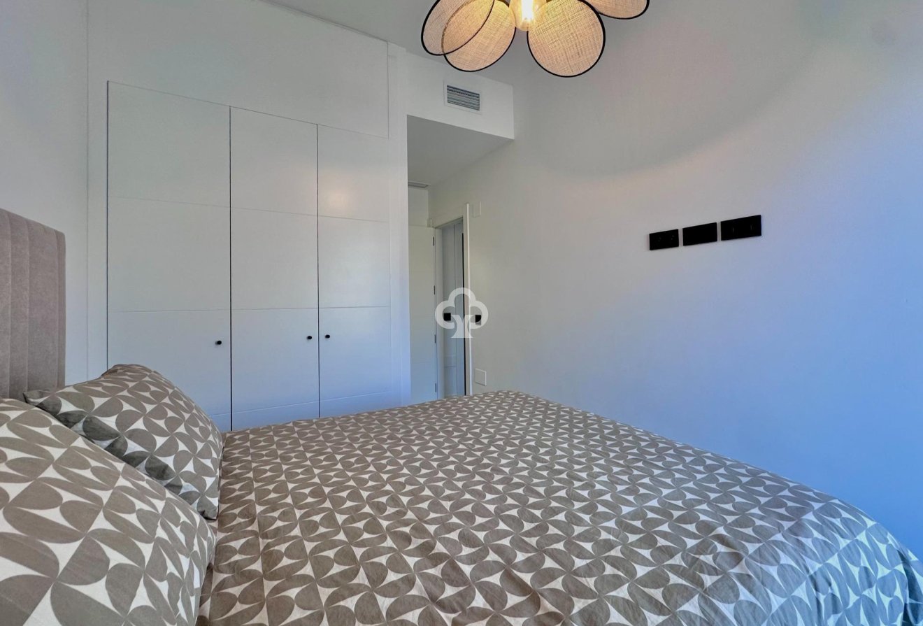 Resale - Penthouse -
Fuengirola - Los Pacos