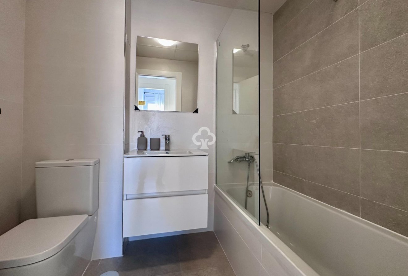 Resale - Penthouse -
Fuengirola - Los Pacos