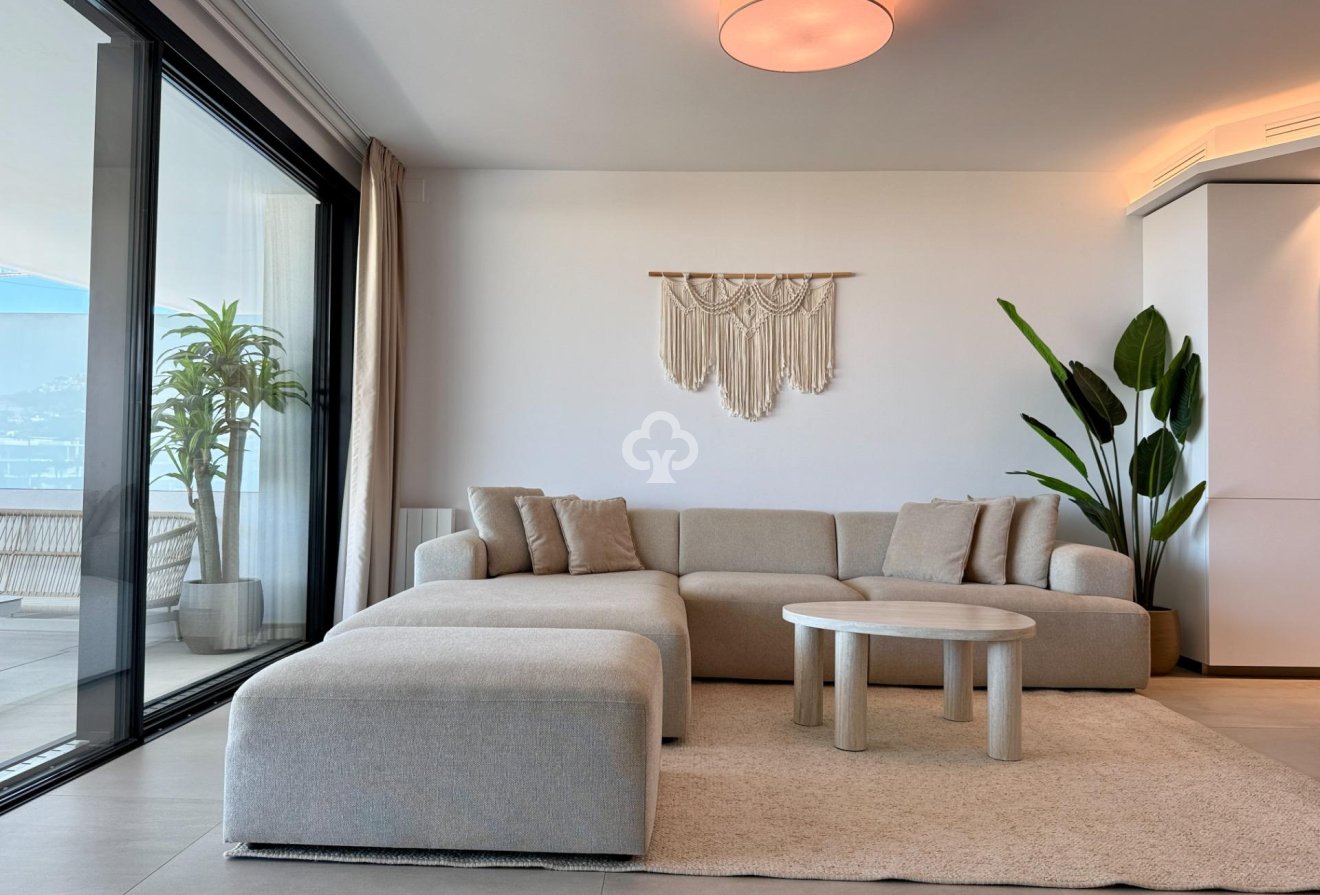 Wiederverkauf - Apartamento -
Fuengirola - El Higuerón