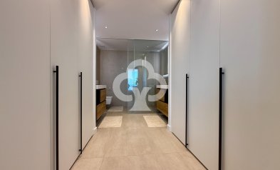 Wiederverkauf - Apartamento -
Fuengirola - El Higuerón