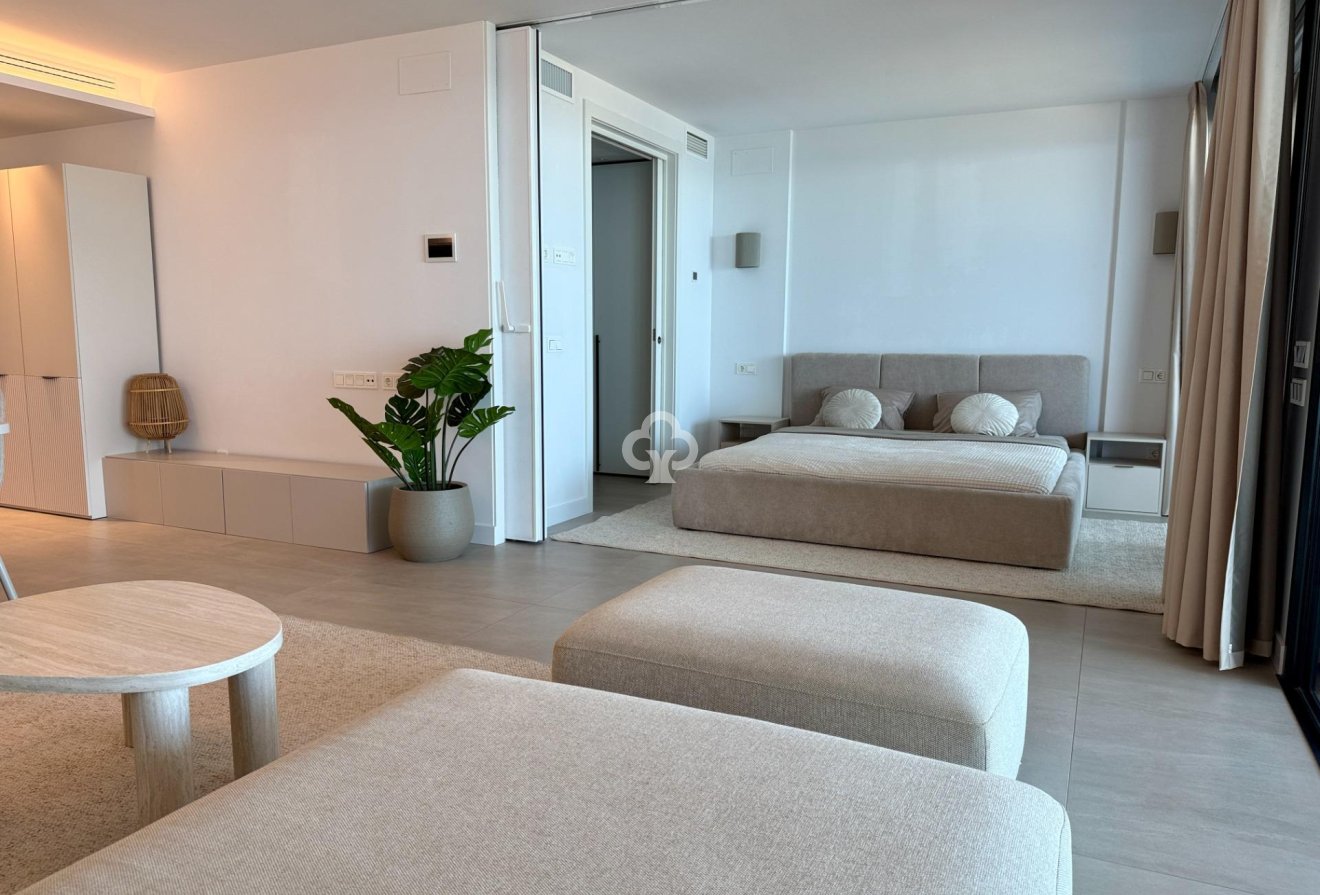 Wiederverkauf - Apartamento -
Fuengirola - El Higuerón