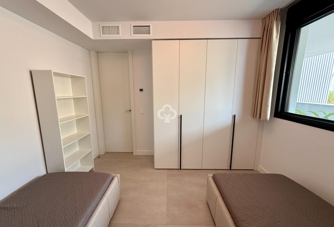 Wiederverkauf - Apartamento -
Fuengirola - El Higuerón