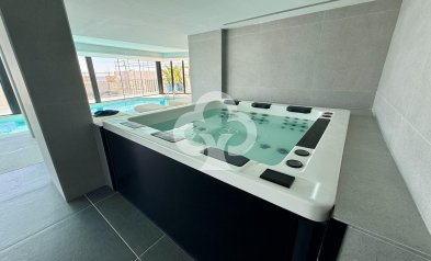Wiederverkauf - Apartamento -
Fuengirola - El Higuerón
