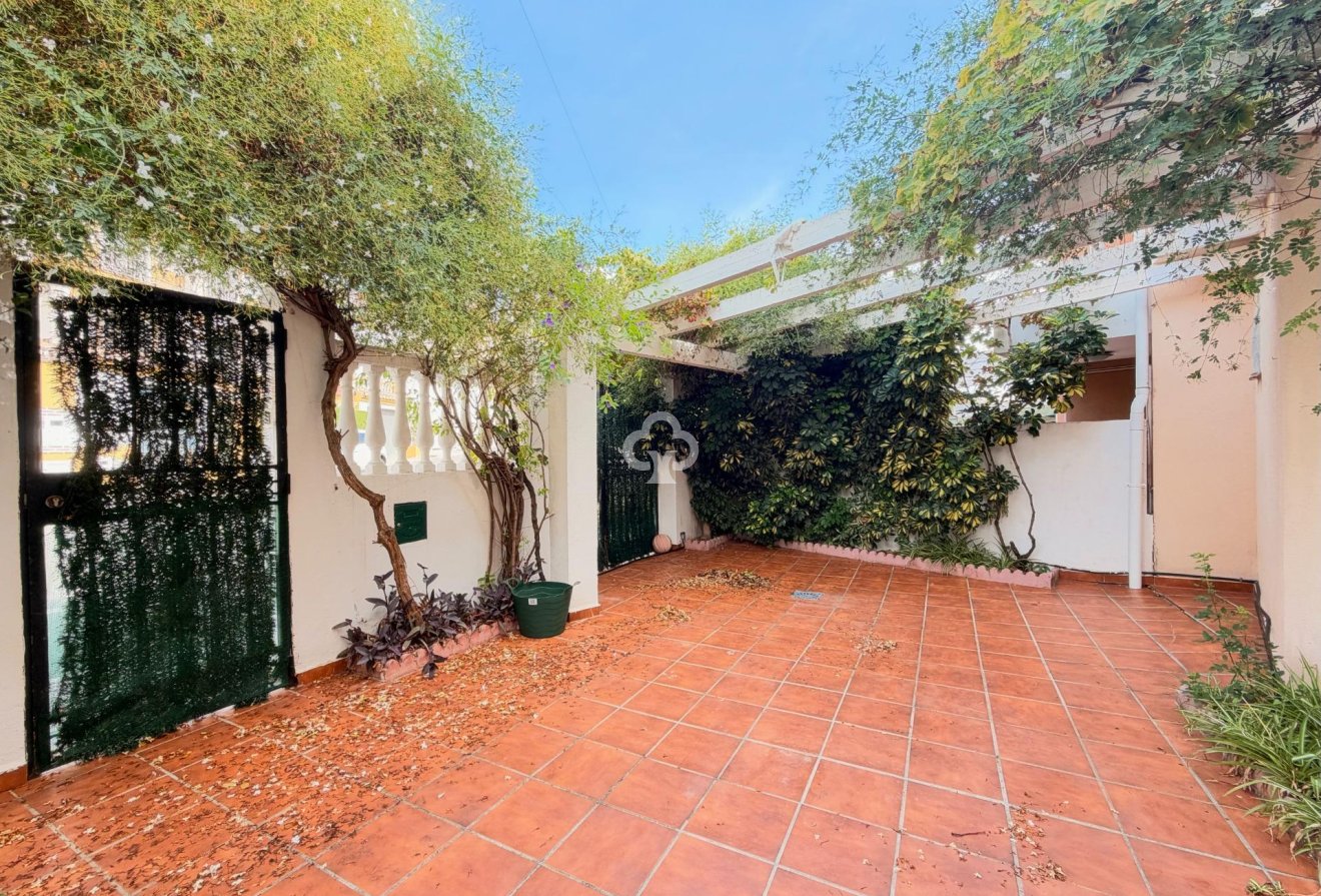 Long Term Rental - Semi-detached house -
Benalmádena - Arroyo de la miel