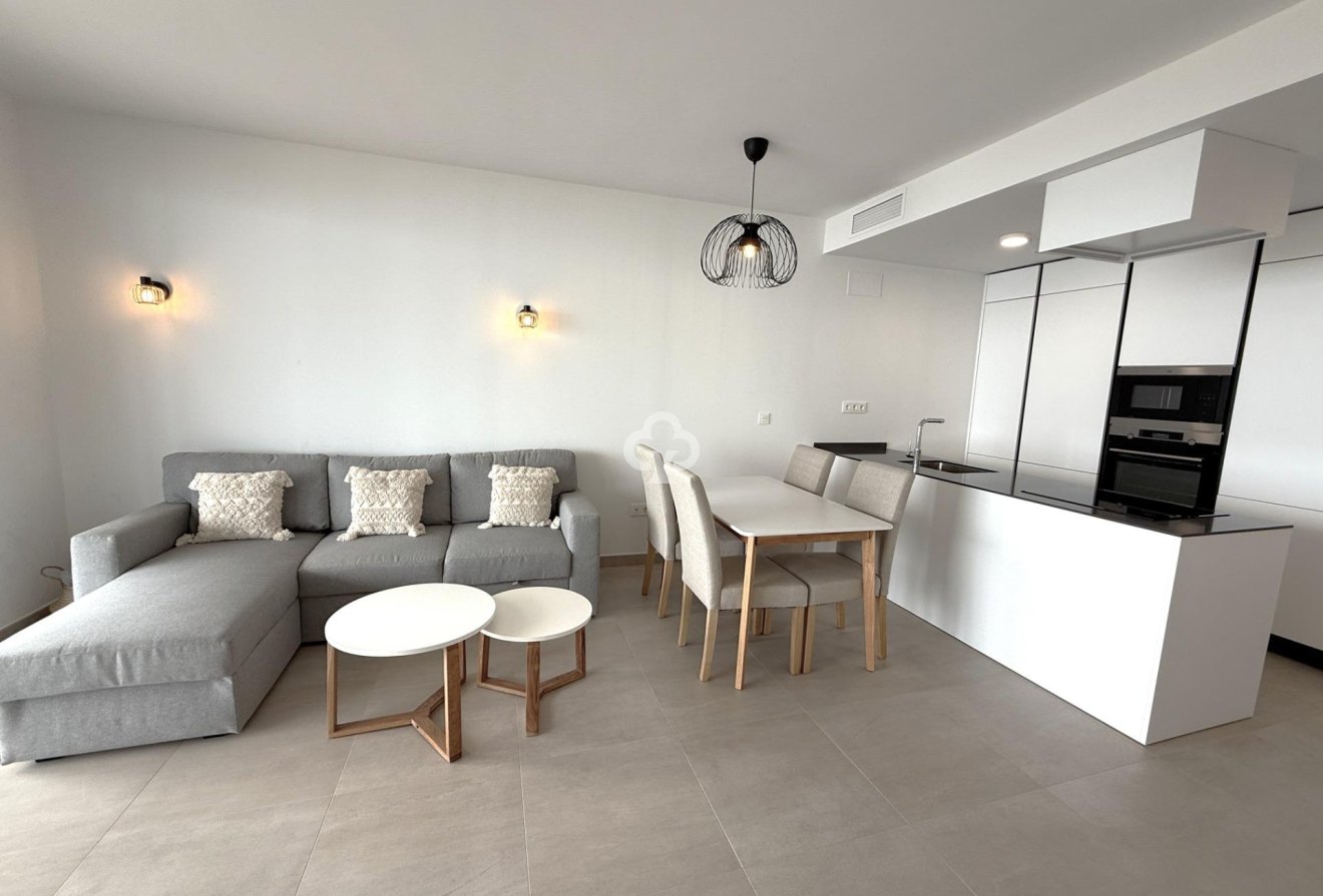 Wiederverkauf - Apartamento -
Fuengirola - Carvajal