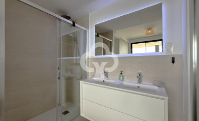 Wiederverkauf - Apartamento -
Fuengirola - Carvajal