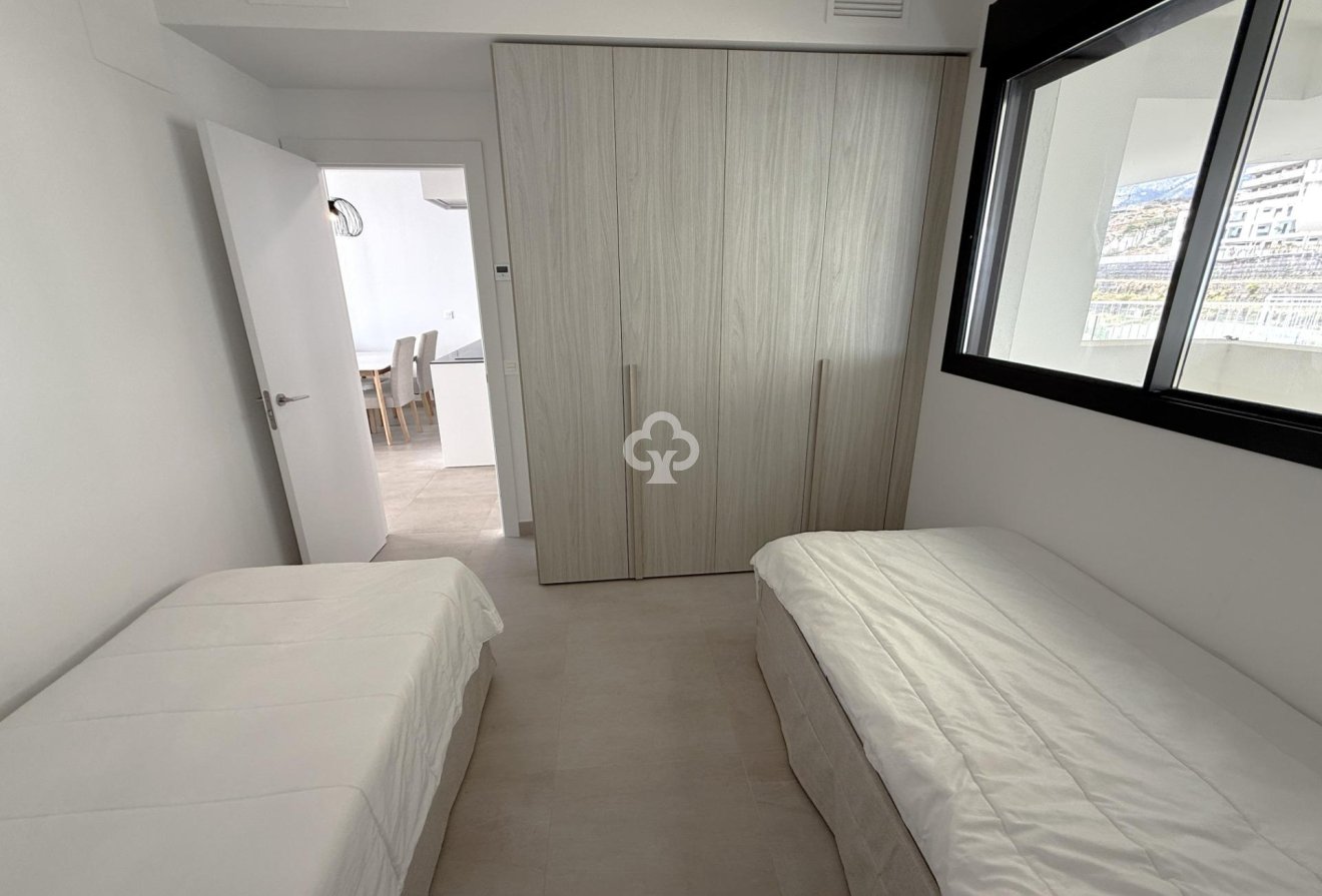 Wiederverkauf - Apartamento -
Fuengirola - Carvajal