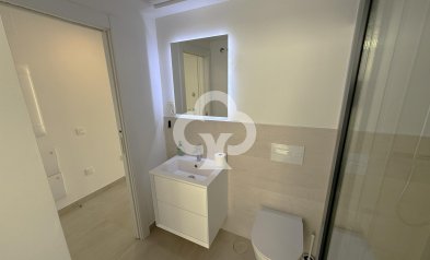 Wiederverkauf - Apartamento -
Fuengirola - Carvajal
