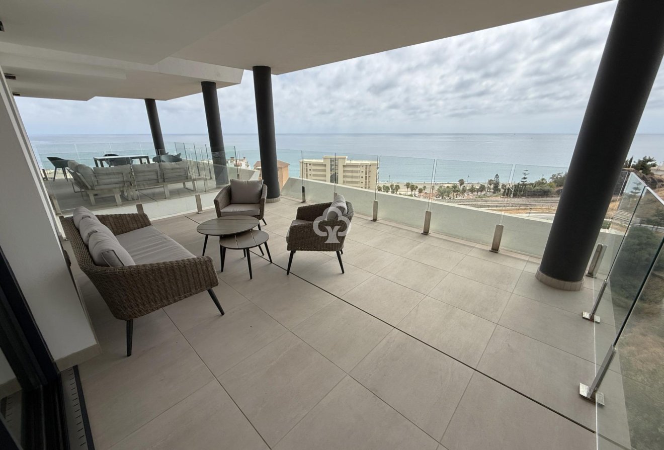 Wiederverkauf - Apartamento -
Fuengirola - Carvajal