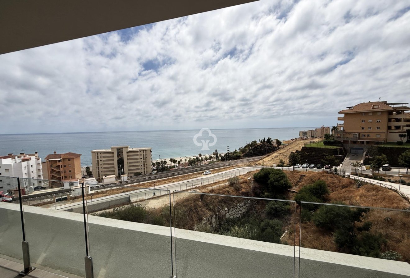 Wiederverkauf - Apartamento -
Fuengirola - Carvajal