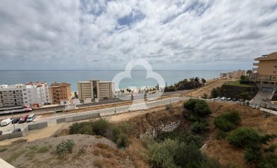 Wiederverkauf - Apartamento -
Fuengirola - Carvajal