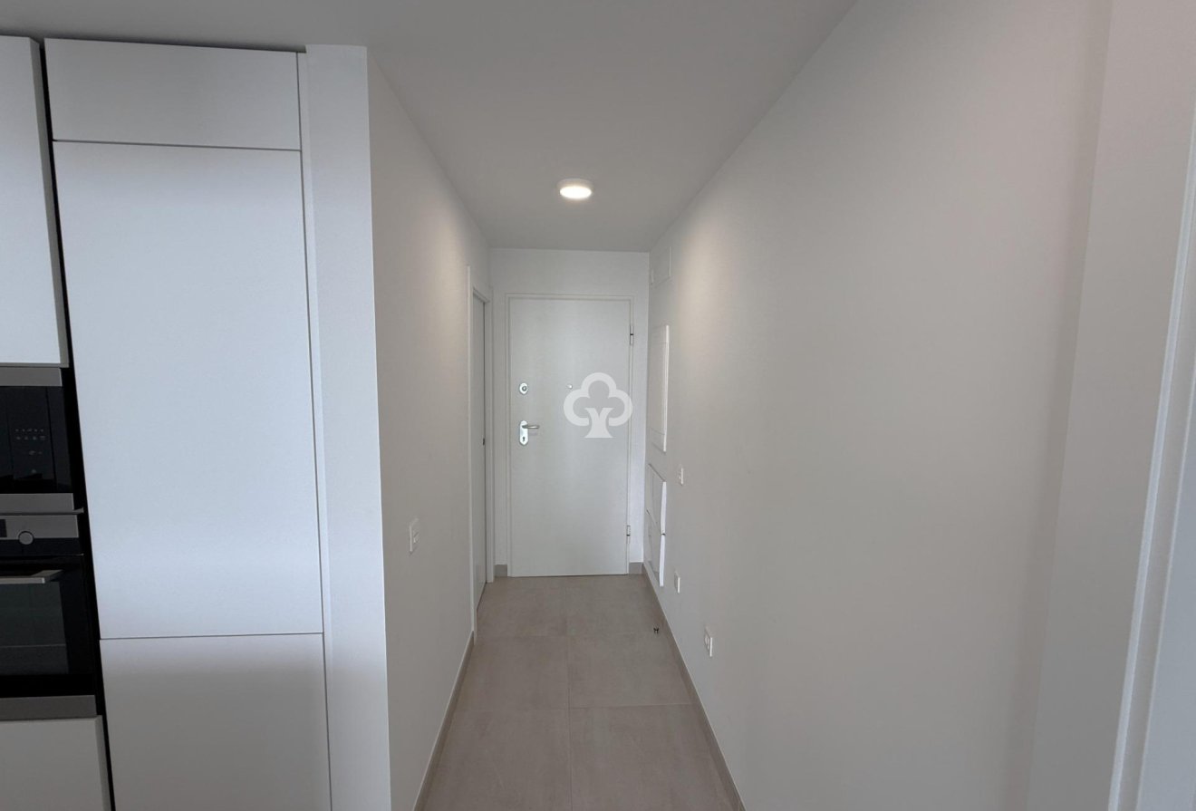 Wiederverkauf - Apartamento -
Fuengirola - Carvajal