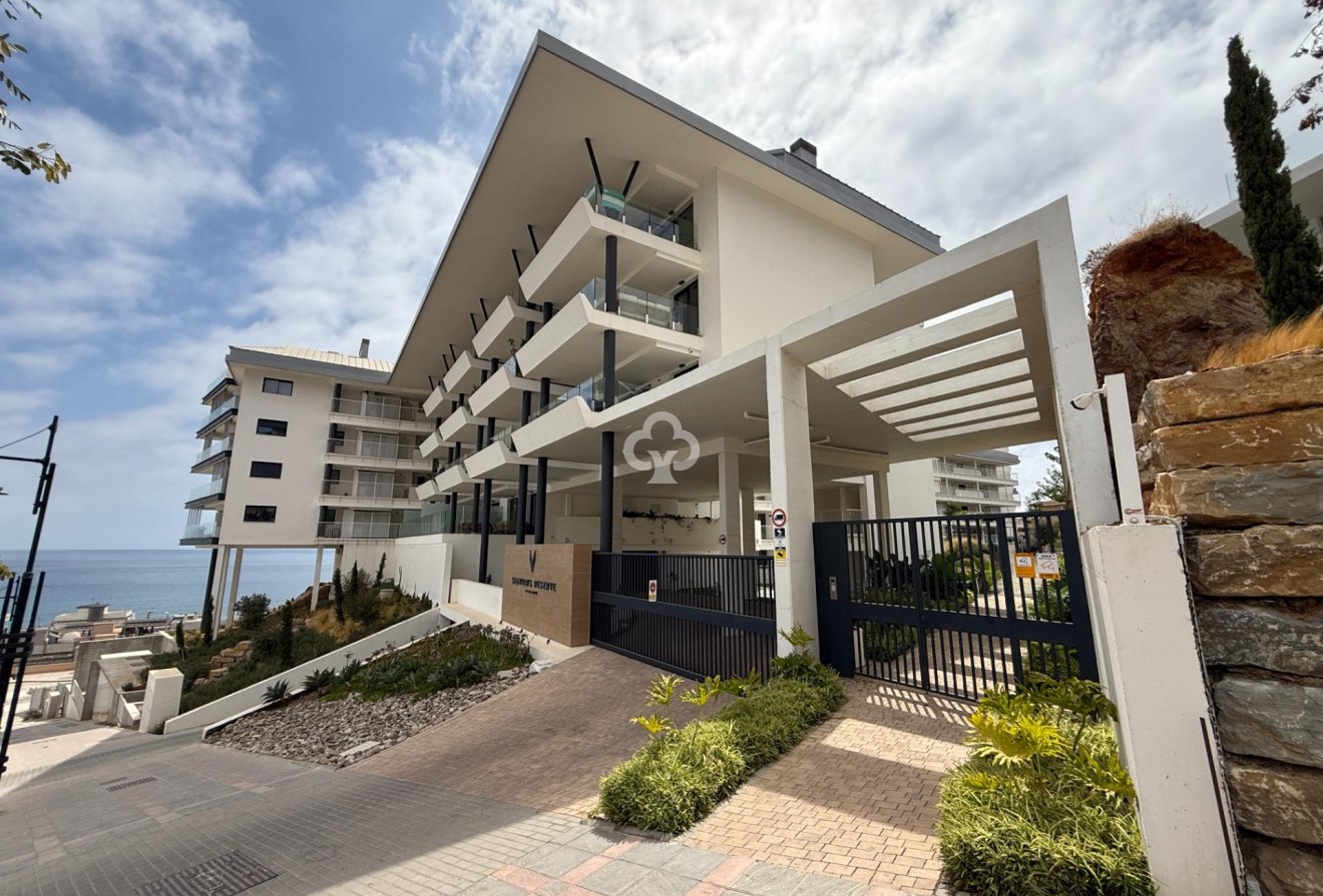 Wiederverkauf - Apartamento -
Fuengirola - Carvajal