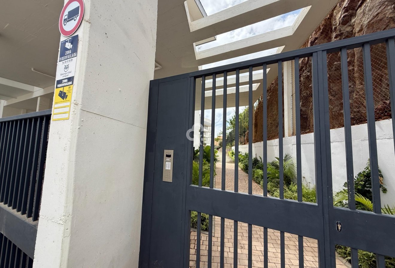 Wiederverkauf - Apartamento -
Fuengirola - Carvajal