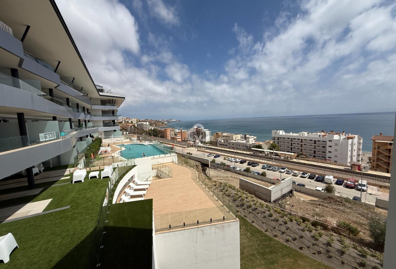Wiederverkauf - Apartamento -
Fuengirola - Carvajal
