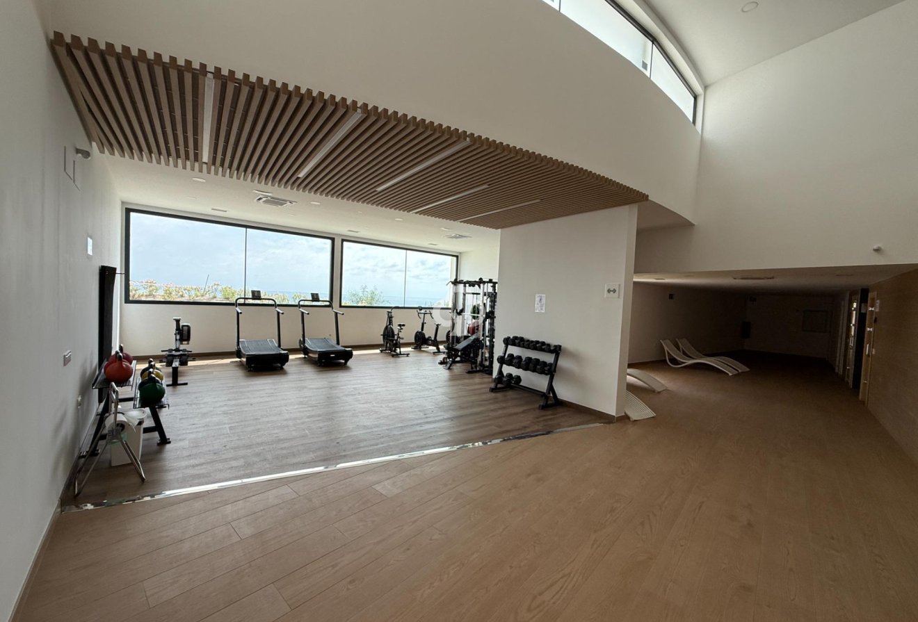 Wiederverkauf - Apartamento -
Fuengirola - Carvajal