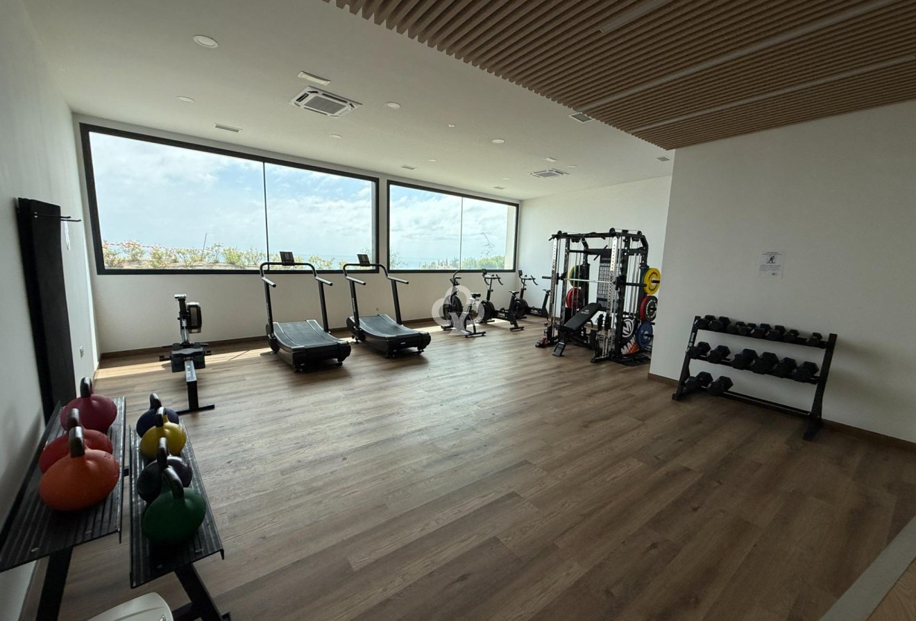 Wiederverkauf - Apartamento -
Fuengirola - Carvajal