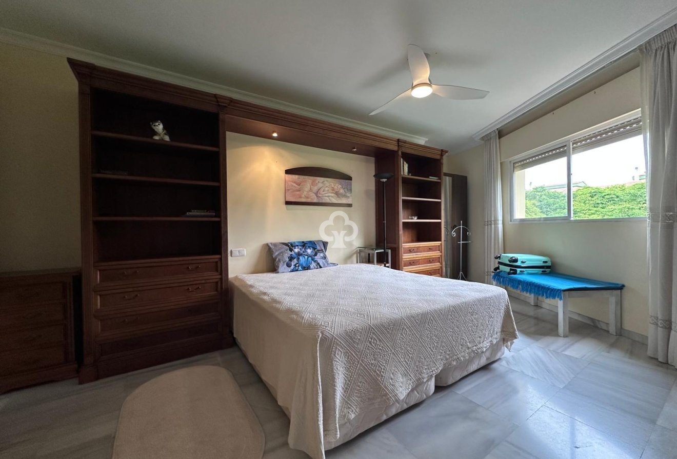 Resale - Apartament -
Fuengirola - Centro Ciudad