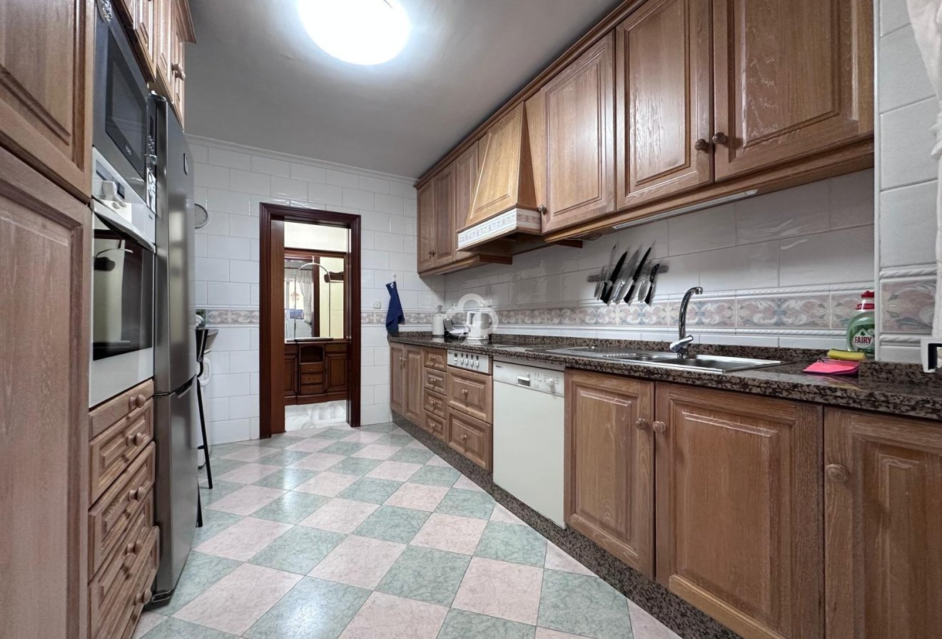 Resale - Apartament -
Fuengirola - Centro Ciudad