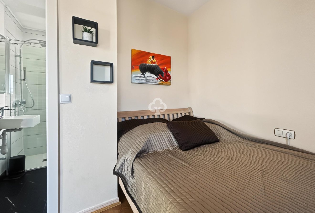 Reventa - Bungalow -
Orihuela Costa - Lomas de Don Juan
