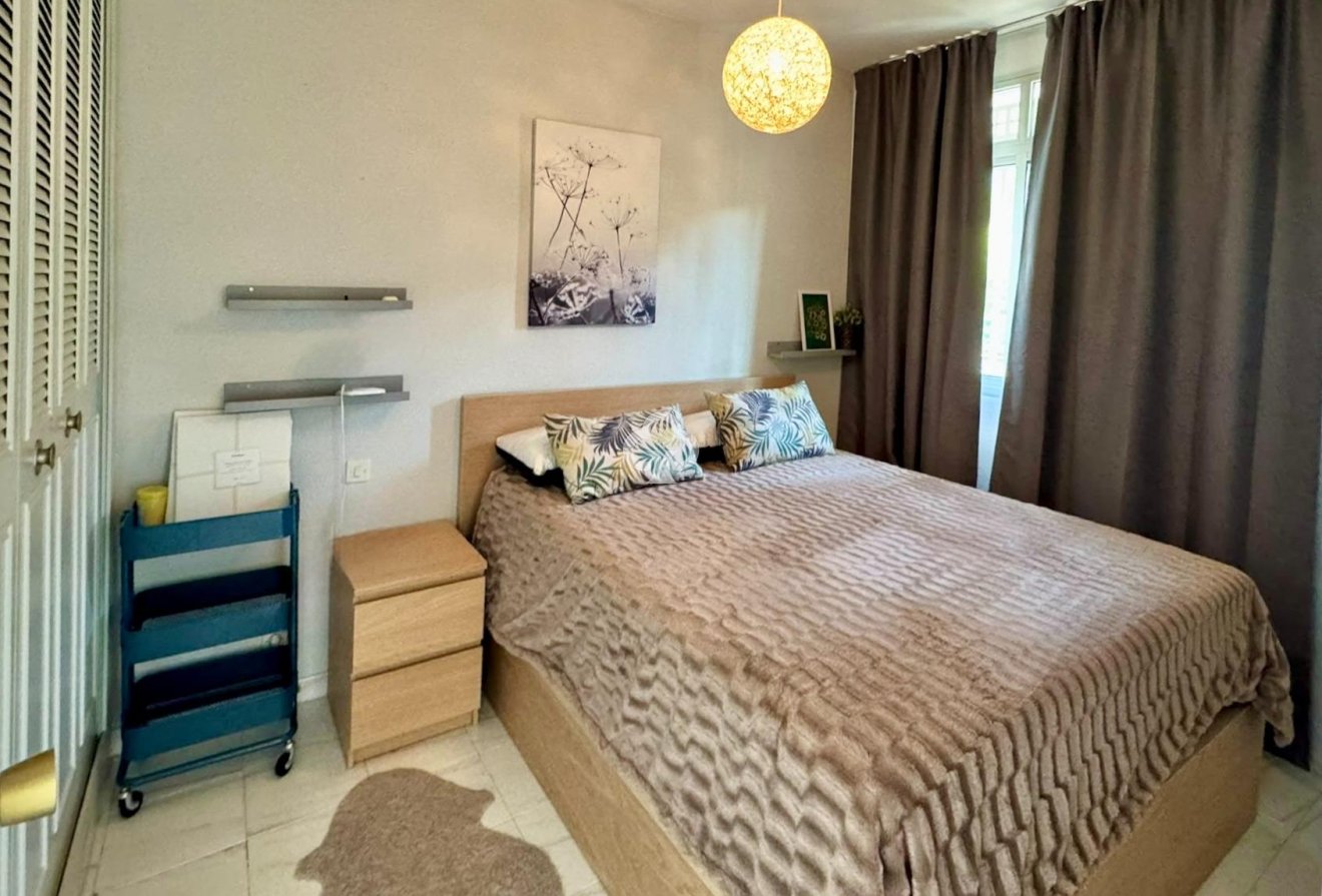 Jälleenmyynti - Huoneisto -
Fuengirola - Los Pacos